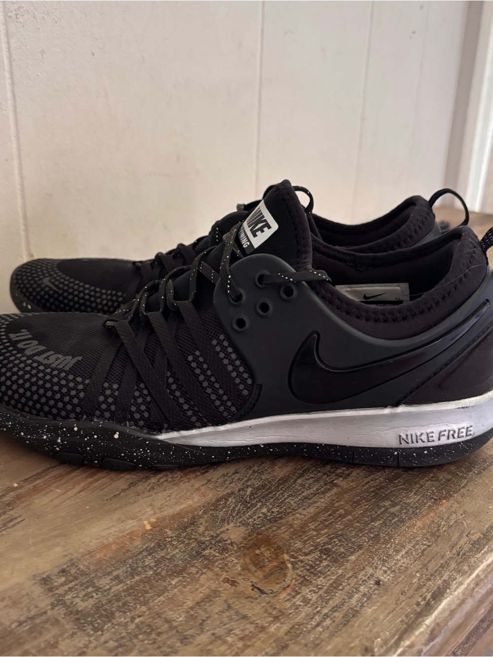 Women's Nike Free TR 7 Selfie Training Shoes Black Chrome 8.5 EUC - Picture 2 of 8
